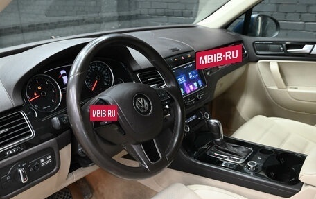 Volkswagen Touareg III, 2011 год, 1 770 000 рублей, 16 фотография