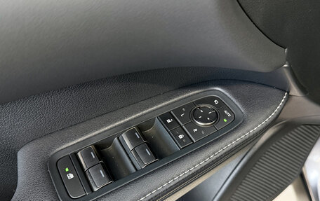 Lexus RX IV рестайлинг, 2023 год, 7 550 000 рублей, 12 фотография