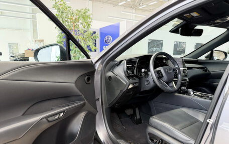 Lexus RX IV рестайлинг, 2023 год, 7 550 000 рублей, 11 фотография