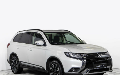Mitsubishi Outlander III рестайлинг 3, 2022 год, 2 948 000 рублей, 2 фотография