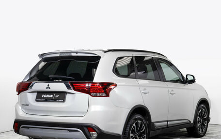 Mitsubishi Outlander III рестайлинг 3, 2022 год, 2 948 000 рублей, 4 фотография
