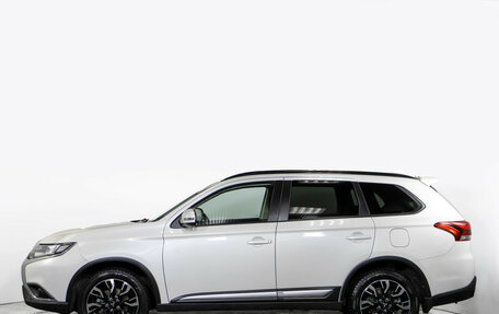 Mitsubishi Outlander III рестайлинг 3, 2022 год, 2 948 000 рублей, 6 фотография