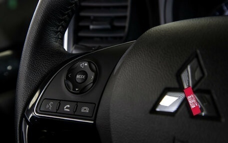 Mitsubishi Outlander III рестайлинг 3, 2022 год, 2 948 000 рублей, 11 фотография