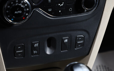 Renault Logan II, 2018 год, 1 139 000 рублей, 9 фотография