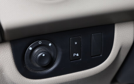 Renault Logan II, 2018 год, 1 139 000 рублей, 13 фотография