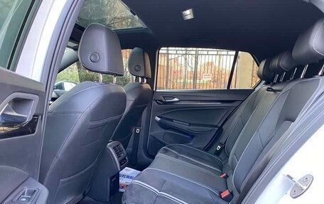 Volkswagen Golf VIII, 2021 год, 1 590 000 рублей, 7 фотография