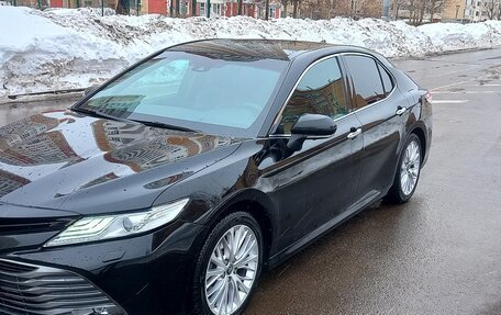 Toyota Camry, 2020 год, 3 100 000 рублей, 2 фотография