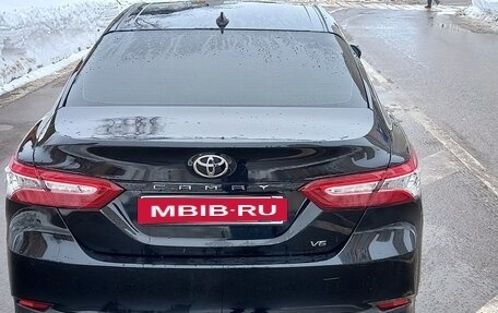 Toyota Camry, 2020 год, 3 100 000 рублей, 4 фотография