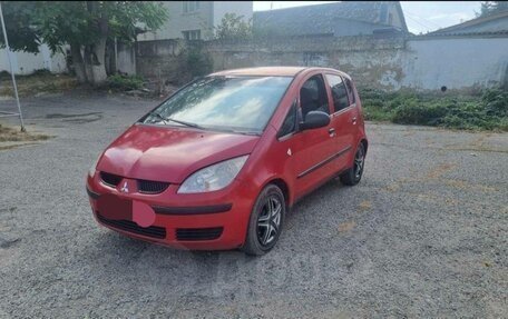 Mitsubishi Colt VI рестайлинг, 2005 год, 250 000 рублей, 2 фотография