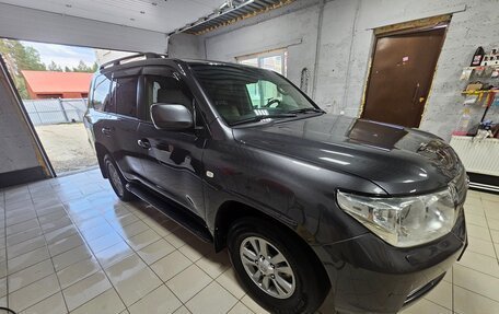 Toyota Land Cruiser 200, 2008 год, 2 750 000 рублей, 6 фотография