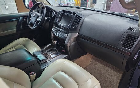 Toyota Land Cruiser 200, 2008 год, 2 750 000 рублей, 7 фотография