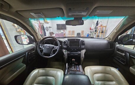 Toyota Land Cruiser 200, 2008 год, 2 750 000 рублей, 9 фотография