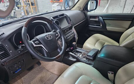 Toyota Land Cruiser 200, 2008 год, 2 750 000 рублей, 8 фотография