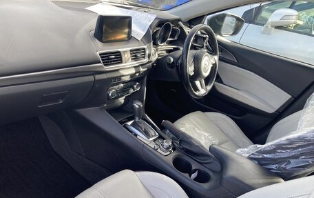 Mazda Axela, 2017 год, 900 000 рублей, 8 фотография