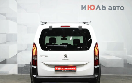 Peugeot Rifter I, 2020 год, 1 950 000 рублей, 5 фотография