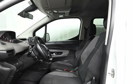 Peugeot Rifter I, 2020 год, 1 950 000 рублей, 17 фотография