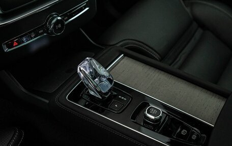 Volvo XC90 II рестайлинг, 2025 год, 13 400 000 рублей, 16 фотография