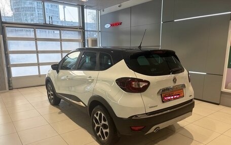 Renault Kaptur I рестайлинг, 2018 год, 1 649 000 рублей, 6 фотография