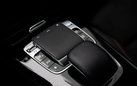 Mercedes-Benz CLA, 2019 год, 2 949 000 рублей, 22 фотография