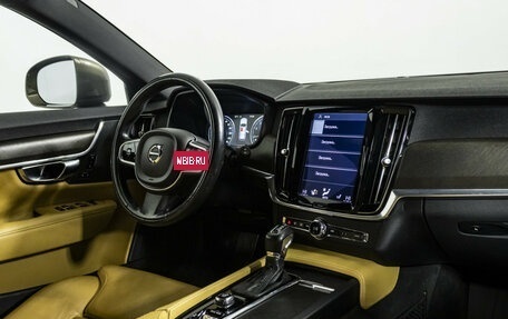Volvo V90 Cross Country I рестайлинг, 2017 год, 3 749 000 рублей, 9 фотография