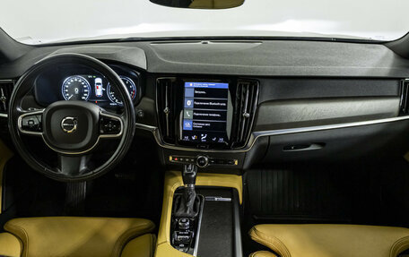 Volvo V90 Cross Country I рестайлинг, 2017 год, 3 749 000 рублей, 12 фотография