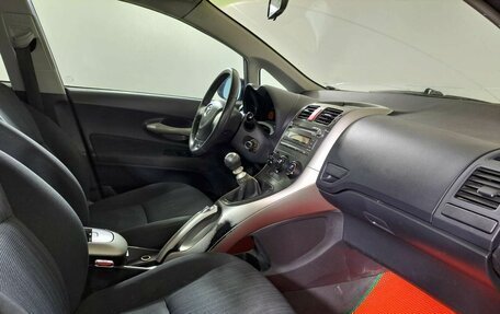 Toyota Auris II, 2009 год, 520 000 рублей, 11 фотография