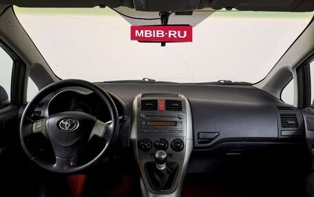 Toyota Auris II, 2009 год, 520 000 рублей, 14 фотография