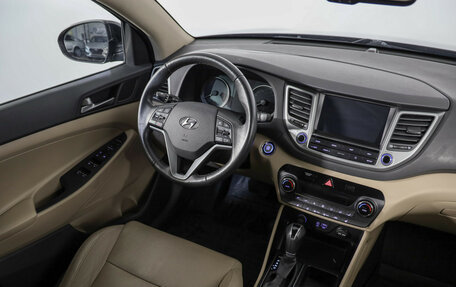 Hyundai Tucson III, 2018 год, 2 099 000 рублей, 8 фотография
