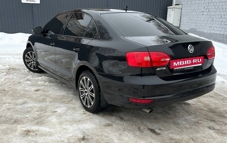 Volkswagen Jetta VI, 2013 год, 1 080 000 рублей, 10 фотография