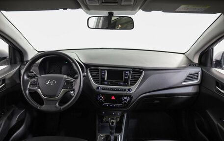 Hyundai Solaris II рестайлинг, 2017 год, 1 099 000 рублей, 9 фотография