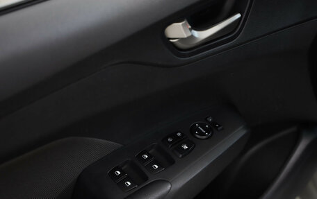 Hyundai Solaris II рестайлинг, 2017 год, 1 099 000 рублей, 18 фотография
