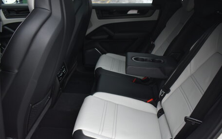 Porsche Cayenne III, 2025 год, 25 500 000 рублей, 18 фотография