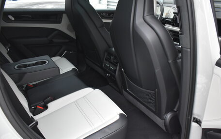 Porsche Cayenne III, 2025 год, 25 500 000 рублей, 17 фотография