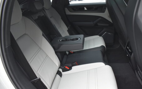 Porsche Cayenne III, 2025 год, 25 500 000 рублей, 19 фотография