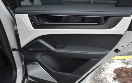 Porsche Cayenne III, 2025 год, 25 500 000 рублей, 26 фотография