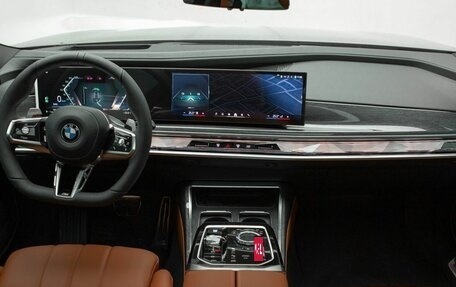 BMW 7 серия, 2025 год, 18 770 000 рублей, 17 фотография