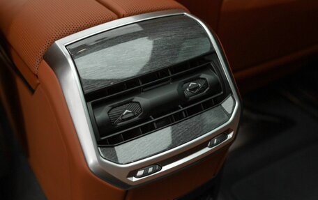 BMW 7 серия, 2025 год, 18 770 000 рублей, 39 фотография