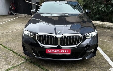 BMW 5 серия, 2024 год, 8 500 000 рублей, 1 фотография