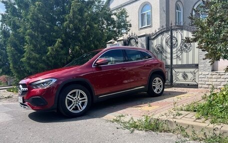 Mercedes-Benz GLA, 2020 год, 3 200 000 рублей, 2 фотография