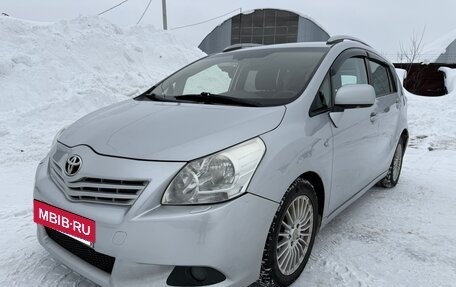 Toyota Verso I, 2010 год, 890 000 рублей, 2 фотография