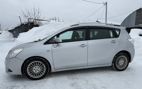 Toyota Verso I, 2010 год, 890 000 рублей, 5 фотография
