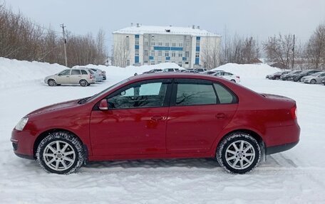 Volkswagen Jetta VI, 2010 год, 650 000 рублей, 3 фотография