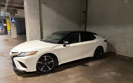 Toyota Camry, 2018 год, 2 150 000 рублей, 2 фотография