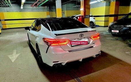 Toyota Camry, 2018 год, 2 150 000 рублей, 12 фотография