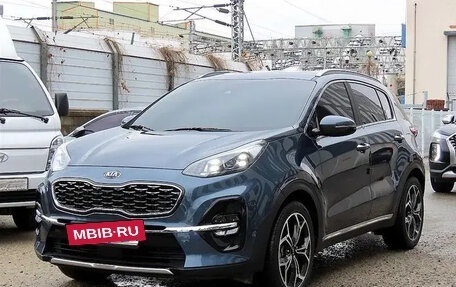 KIA Sportage IV рестайлинг, 2021 год, 1 350 000 рублей, 2 фотография