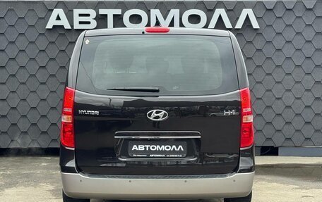 Hyundai H-1 II рестайлинг, 2018 год, 2 800 000 рублей, 6 фотография