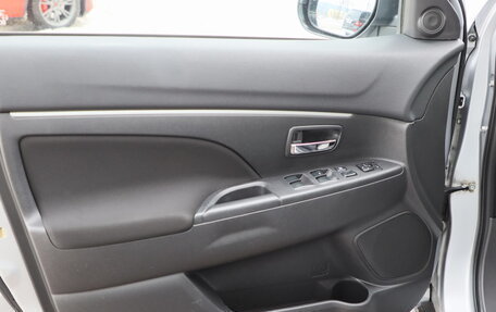 Mitsubishi ASX I рестайлинг, 2012 год, 840 000 рублей, 15 фотография