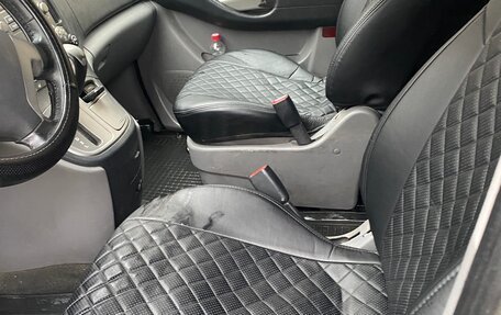 Hyundai H-1 II рестайлинг, 2011 год, 1 700 000 рублей, 4 фотография