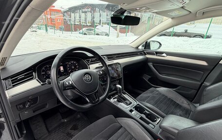 Volkswagen Passat B8 рестайлинг, 2019 год, 2 200 000 рублей, 14 фотография