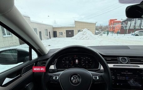 Volkswagen Passat B8 рестайлинг, 2019 год, 2 200 000 рублей, 27 фотография